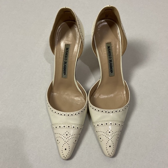 Manolo Blahnik Vintage Unique patent leather pumps - Picture 2 of 9